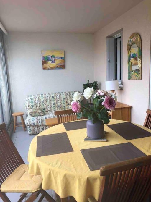 Coquet T2, Quartier Des Quilles, Climatise, 300M Des Plages Сет Экстерьер фото