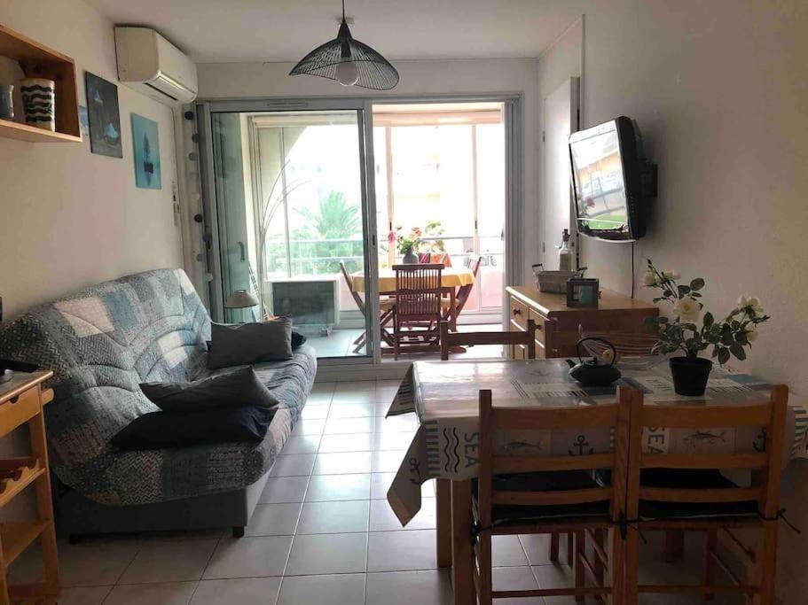 Coquet T2, Quartier Des Quilles, Climatise, 300M Des Plages Сет Экстерьер фото